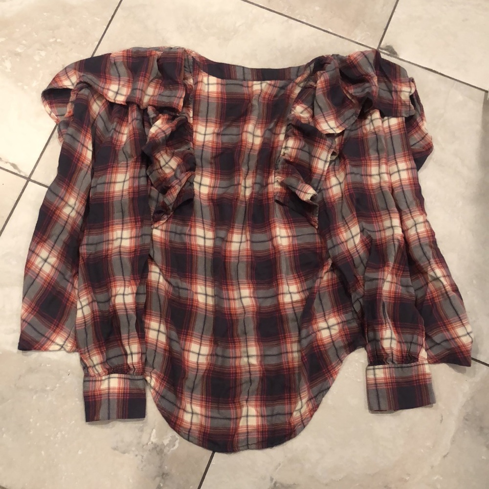 🍓Ruffled plaid top🍓 - Picture 12 of 14